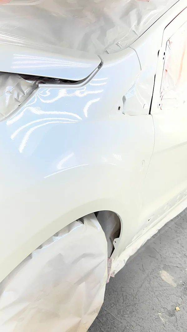 Glossy fender after painting